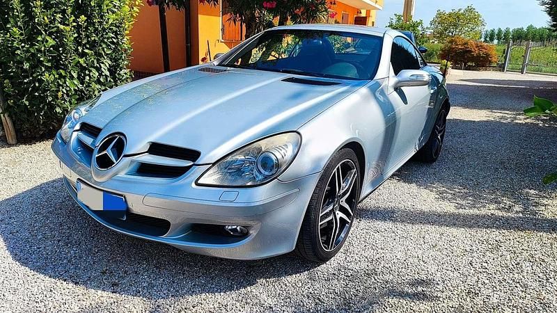 Usata Mercedes SLK200 163 CV (119 kW) 2005 Cabrio
