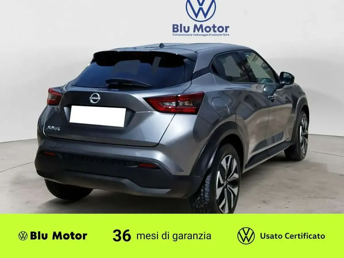 Usata Nissan Juke Acenta 114 CV (83 kW) 2023 Dark metal grey SUV