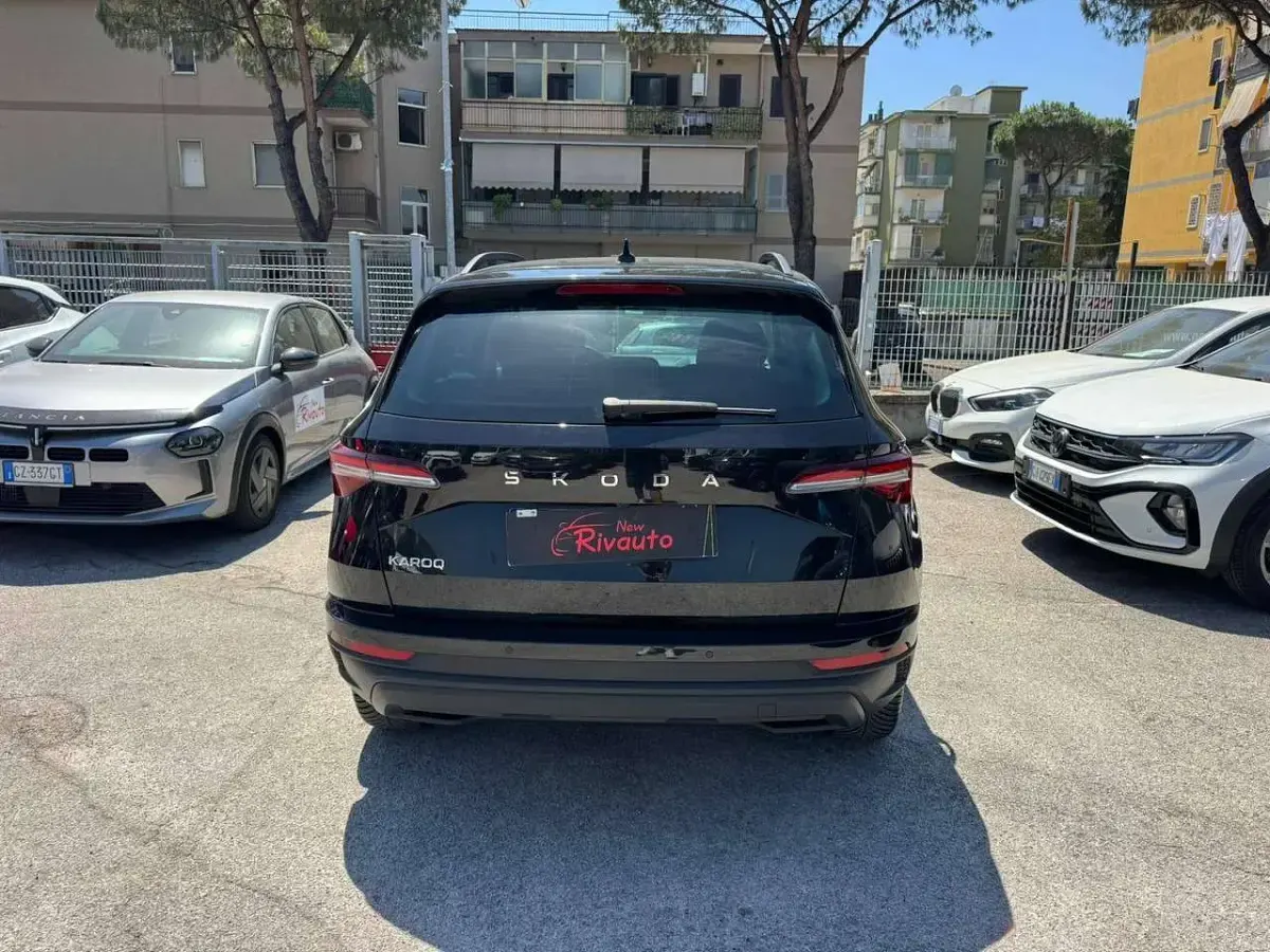 Usata Skoda Karoq Executive 116 CV (85 kW) 2024 Nero SUV