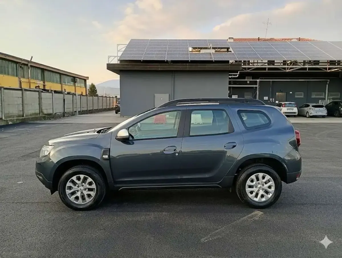 Usata Dacia Duster Expression 116 CV (85 kW) 2023 Grigio SUV