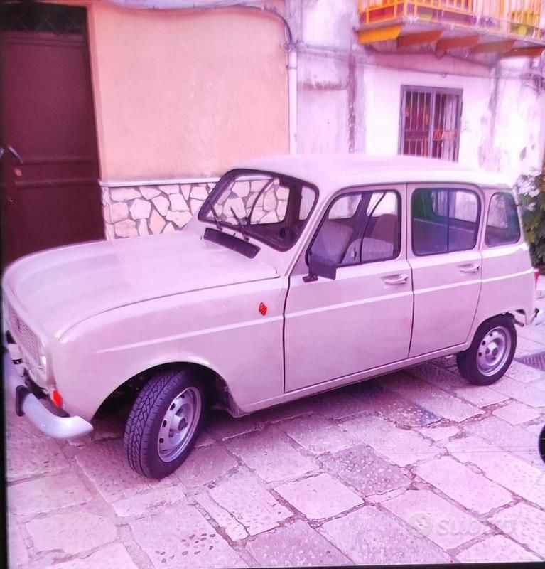 Grigio Usata 1989 Renault R4 Due volumi | 7000 € - Immagine 1/2