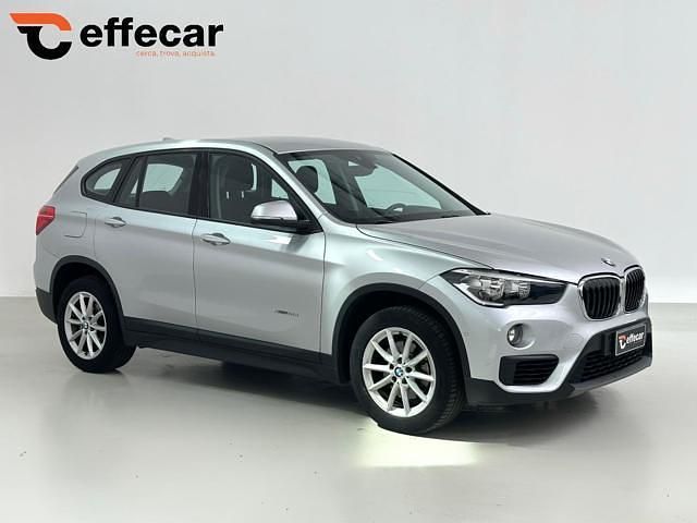 Usata BMW X1 Advantage 150 CV (110 kW) 2016 Argento SUV