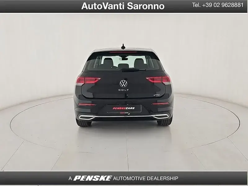 Usata VW Golf VIII Style 131 CV (96 kW) 2021 Nero Utilitaria