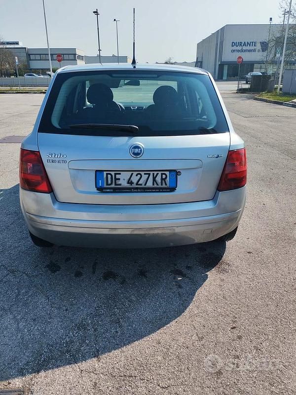 Usata Fiat Stilo 2006 Grigio Berlina
