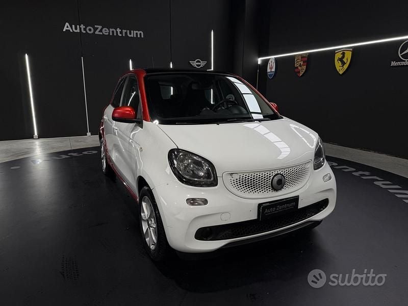 Usata Smart ForFour Passion 71 CV (52 kW) 2015 Bianco Utilitaria