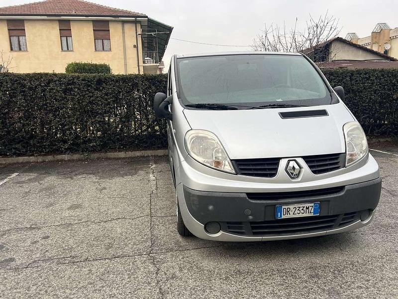 Usata Renault Trafic 114 CV (83 kW) 2008 Monovolume