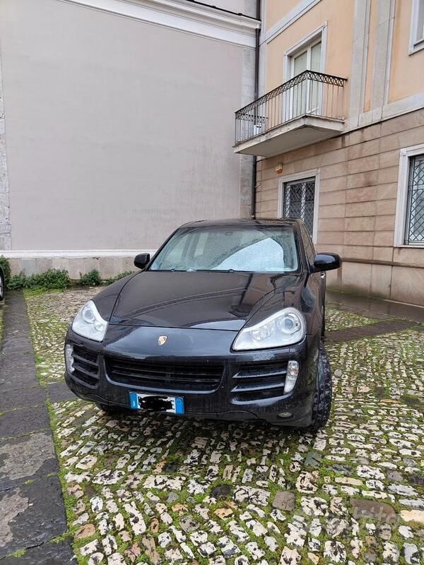Usata 2008 Porsche Cayenne SUV | 13.000 € (Ottimo prezzo) - Immagine 1/4