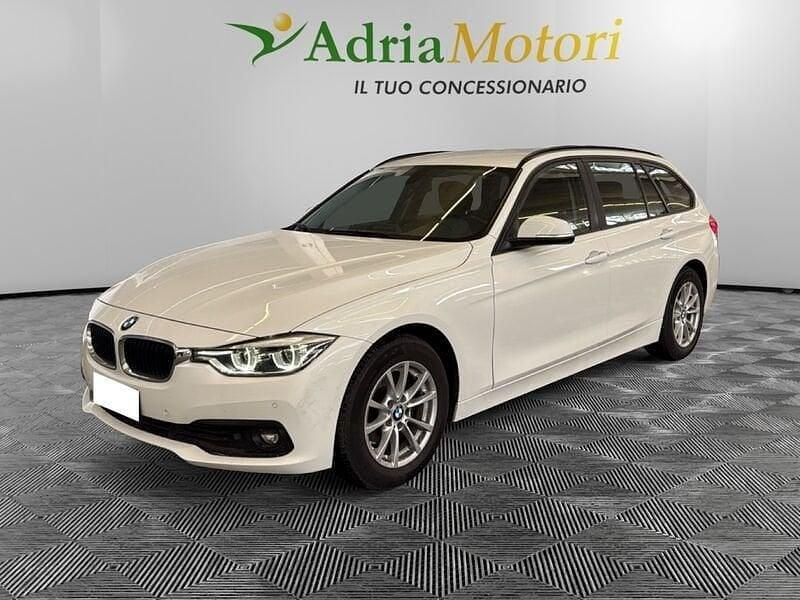 Usata BMW 318 150 CV (110 kW) 2017 Bianco Station wagon