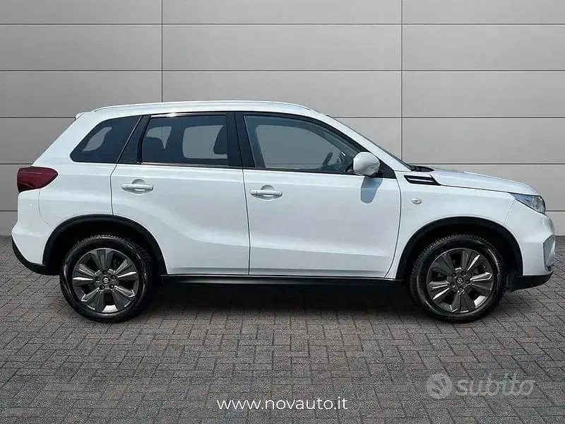 Usata Suzuki Vitara Cool 112 CV (82 kW) 2019 Bianco SUV