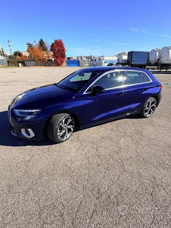 Usata Audi A3 Advanced 150 CV (110 kW) 2021 Blu/azzurro Berlina