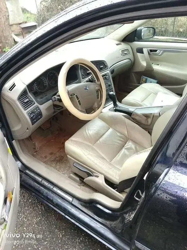 Usata Volvo V70 Summum 163 CV (119 kW) 2007 Blu/azzurro Station wagon