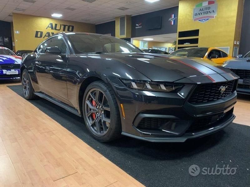 Usata Ford Mustang 315 CV (231 kW) 2024 Grigio Coupé