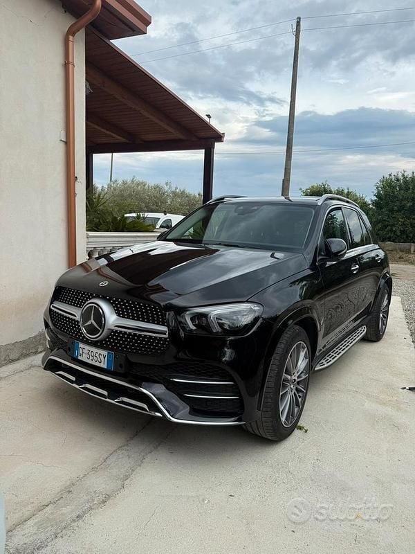 Usata Mercedes GLE300 Premium Plus 245 CV (180 kW) 2021 Nero SUV