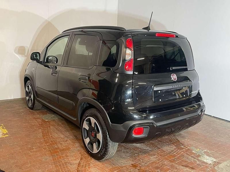 Usata Fiat Panda Cross Cross 69 CV (50 kW) 2024 Nero Utilitaria