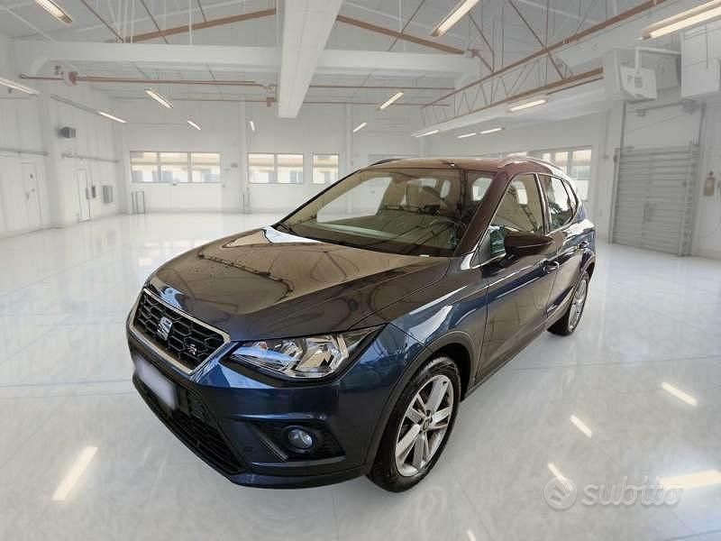 Grigio Usata 2020 Seat Arona FR SUV | 13.700 € (Buon prezzo) - Immagine 1/4
