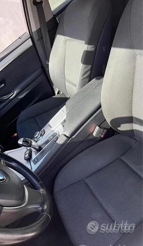 Usata BMW 530 245 CV (180 kW) 2011 Bianco Station wagon