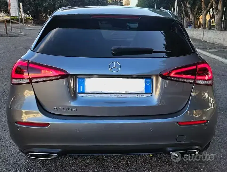 Usata Mercedes A180 116 CV (85 kW) 2019 Berlina