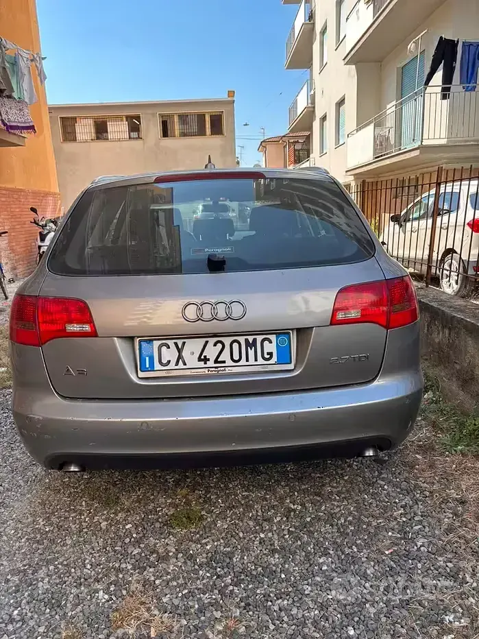 Usata Audi A6 179 CV (131 kW) 2005 Grigio Station wagon