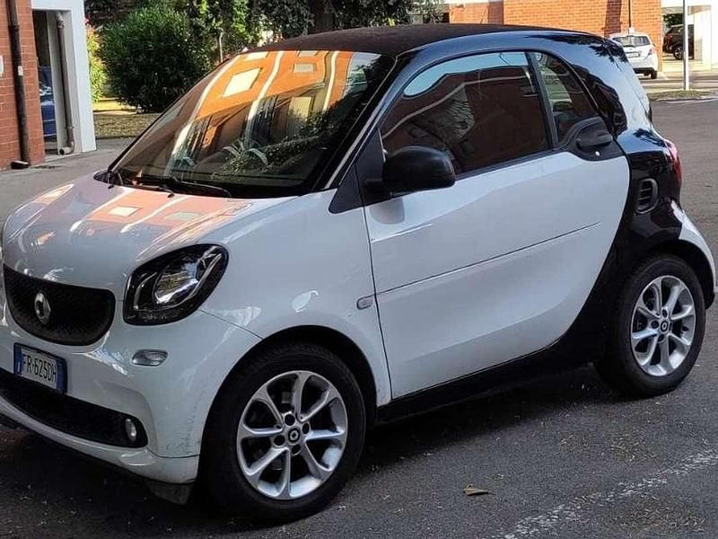Bianco Usata 2018 Smart ForTwo Coupé Coupé | 11.900 € (Ottimo prezzo) - Immagine 1/1