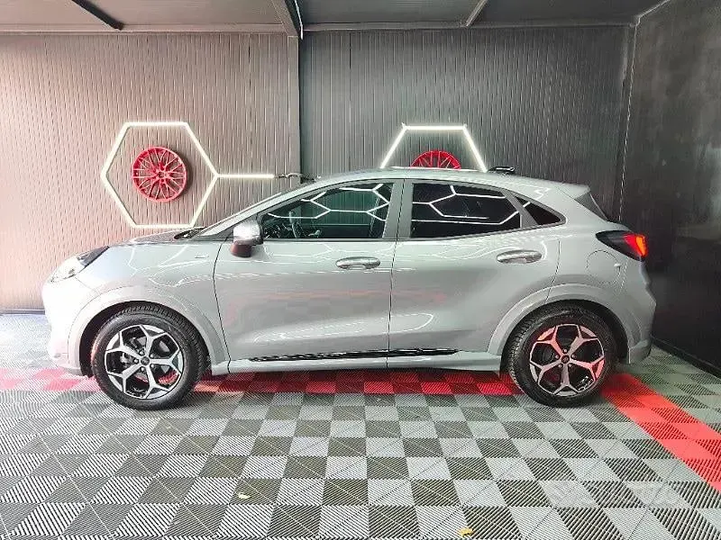 Usata Ford Puma 124 CV (91 kW) 2025 Grigio SUV