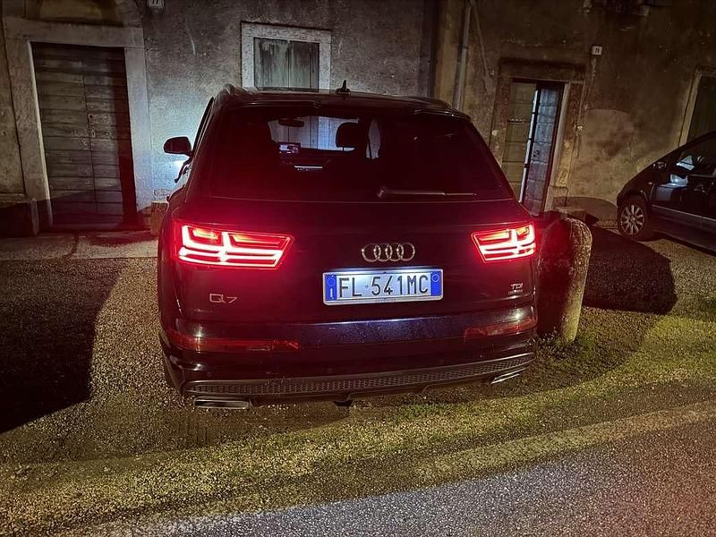 Usata Audi Q7 Ambiente 218 CV (160 kW) 2017 SUV