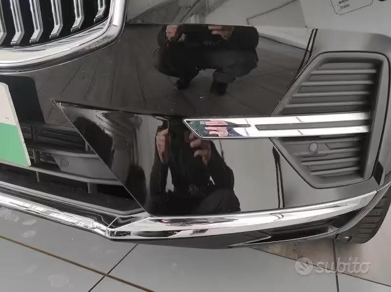 Usata Volvo XC60 Core 253 CV (186 kW) 2023 Nero SUV