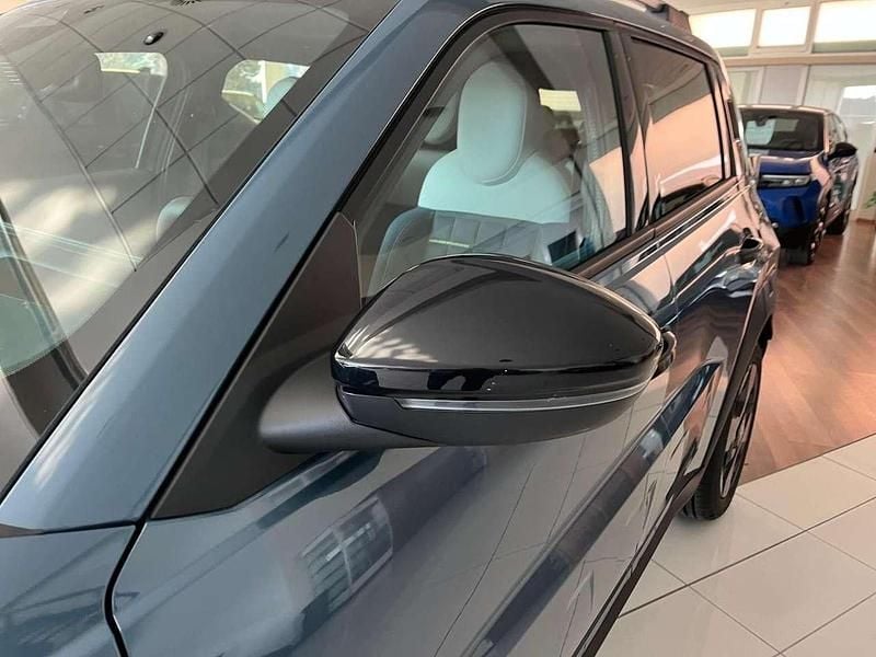 Nuova Fiat Grande Panda La Prima 110 CV (80 kW) 2025 Blu Utilitaria