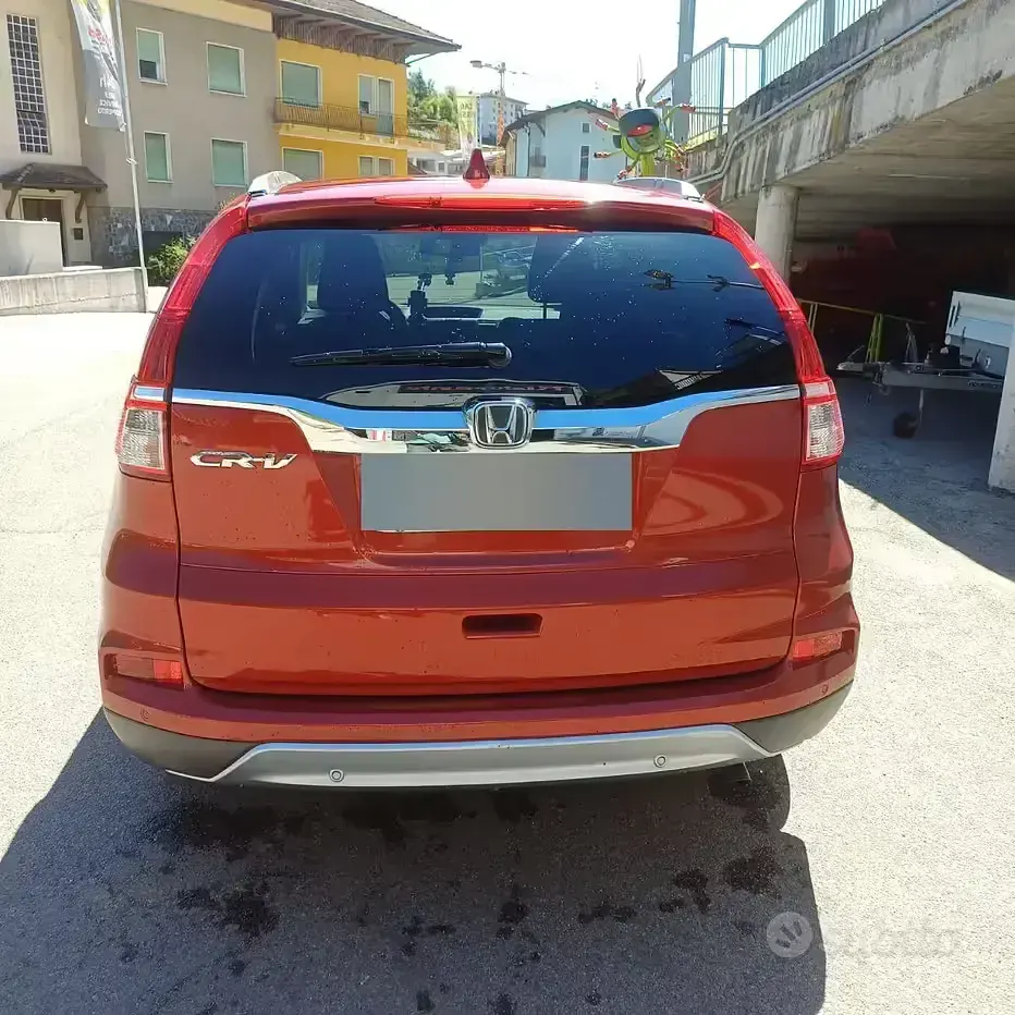 Usata Honda CR-V 120 CV (88 kW) 2017 Rosso SUV
