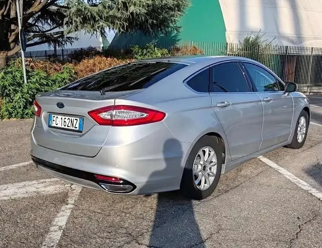 Usata Ford Mondeo Business Edition 179 CV (131 kW) 2016 Berlina