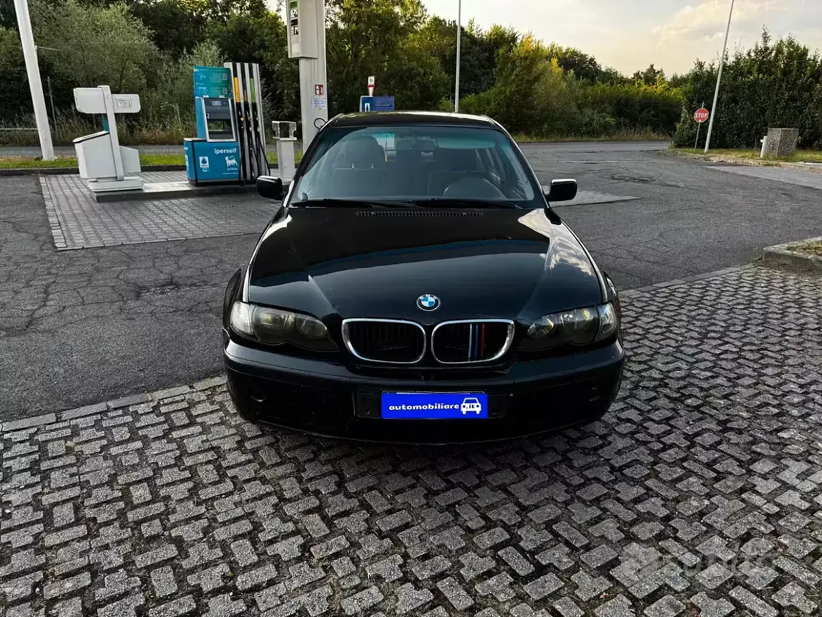 Usata BMW 320 150 CV (110 kW) 2004 Nero Berlina