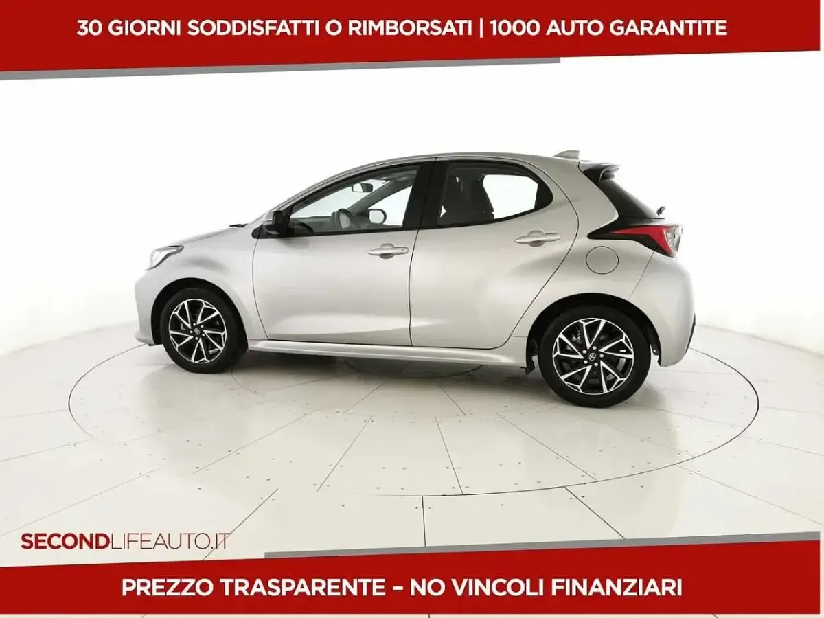 Usata Toyota Yaris Trend 116 CV (85 kW) 2023 Argento Utilitaria