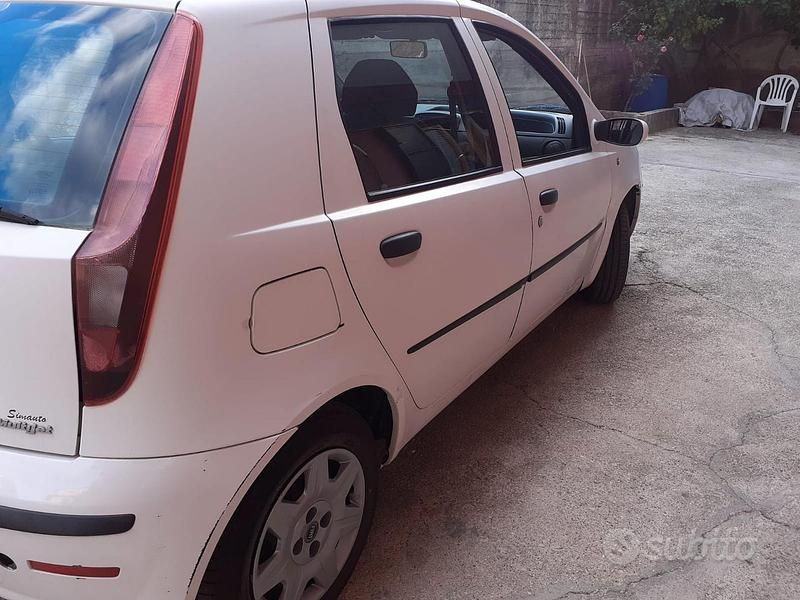 Usata Fiat Punto 2005 Bianco Utilitaria