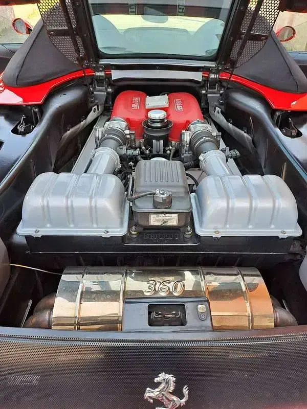 Usata Ferrari 360 400 CV (294 kW) 2004 Rosso Cabrio
