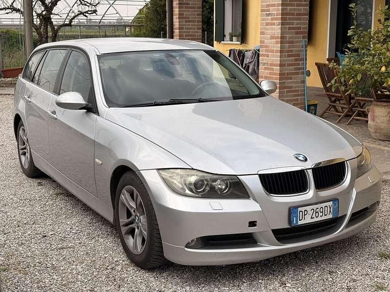 Usata BMW 318 M Sport 143 CV (105 kW) 2008 Grigio Station wagon