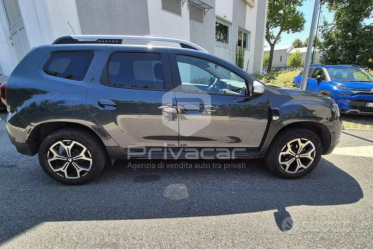 Usata Dacia Duster Prestige 114 CV (83 kW) 2019 Grigio SUV