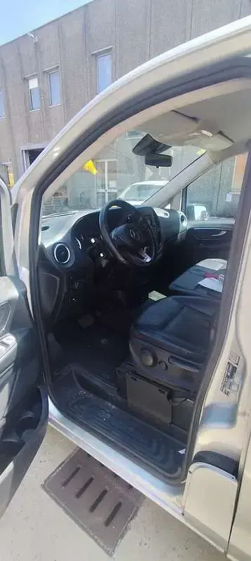 Usata Mercedes Vito 163 CV (119 kW) 2017 Argento Furgone