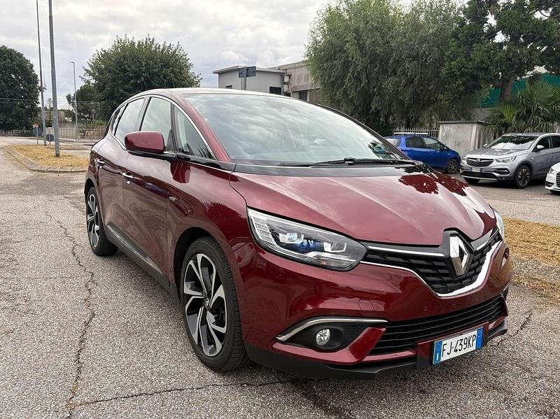 Usata Renault Scénic IV Bose Edition 131 CV (96 kW) 2017 Marrone Monovolume