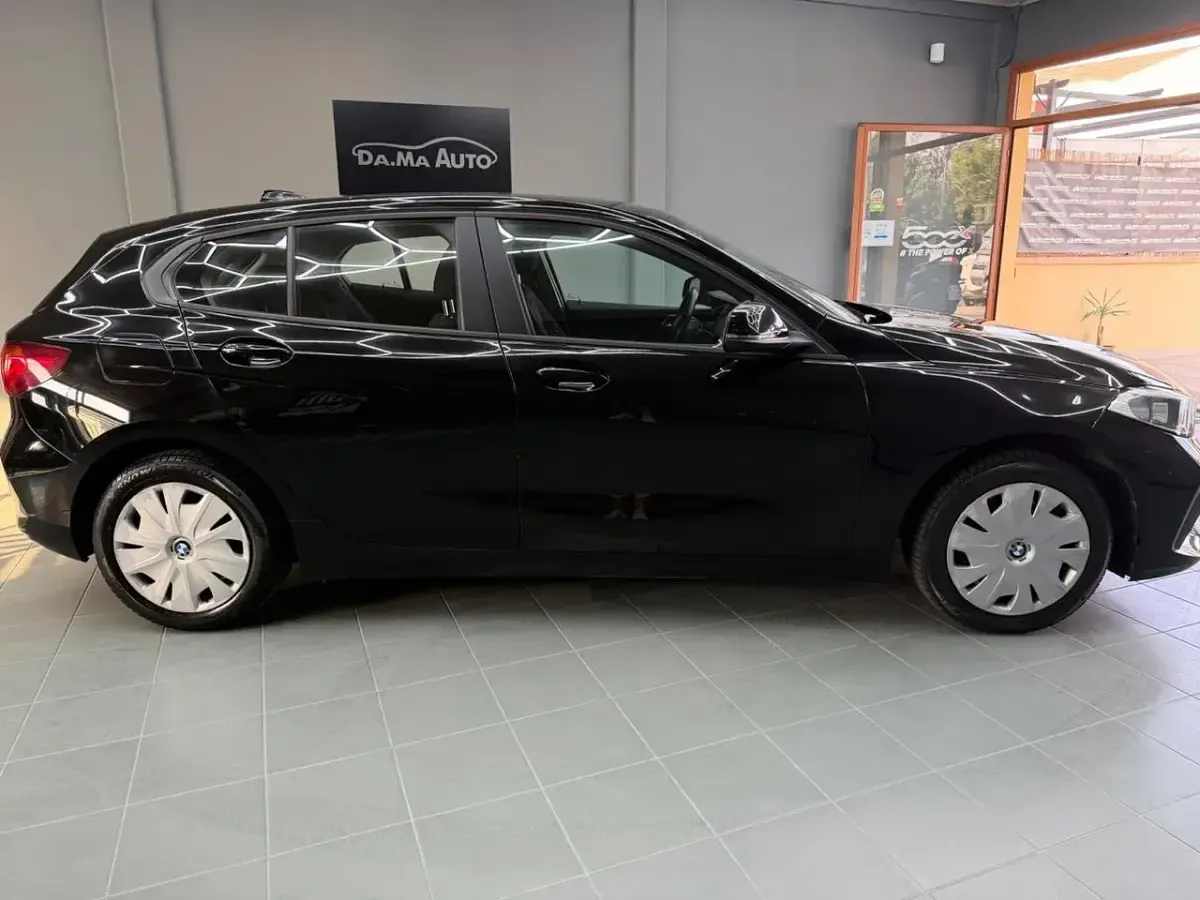 Usata BMW 116 Advantage 115 CV (84 kW) 2022 Nero Utilitaria