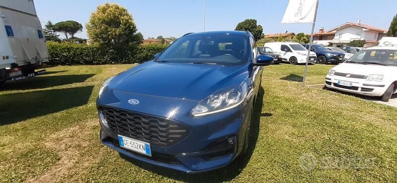 Usata Ford Kuga ST-Line 120 CV (88 kW) 2021 Blu SUV