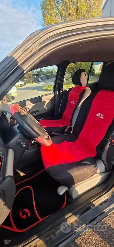 Usata Renault Clio II 60 CV (44 kW) 2005 Nero Berlina