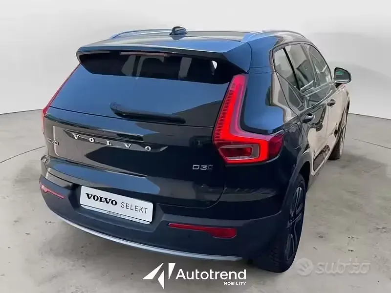Usata Volvo XC40 Business Edition 150 CV (110 kW) 2019 Nero SUV
