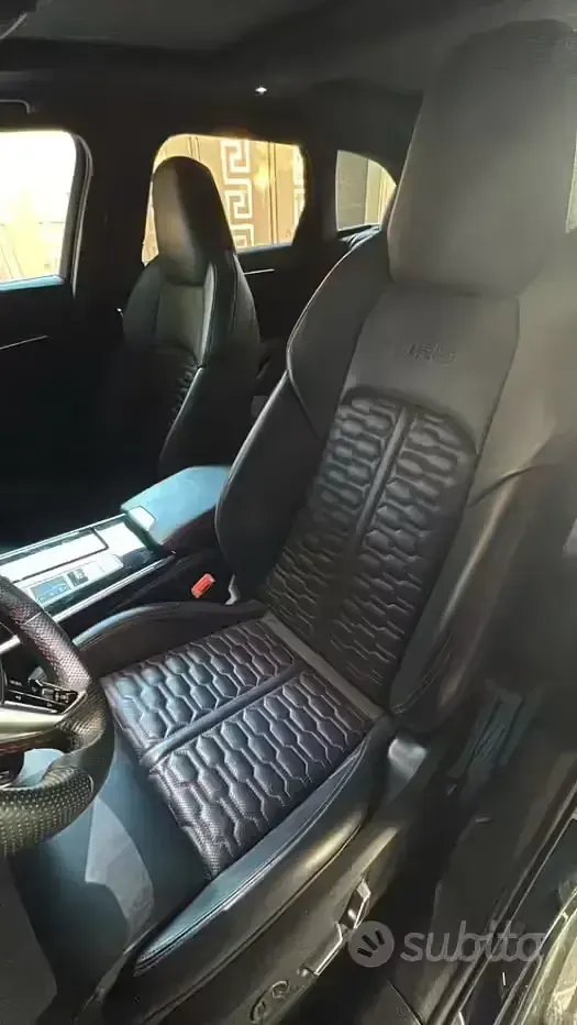 Usata Audi RS6 Ambiente 600 CV (441 kW) 2023 Nero pastello Station wagon