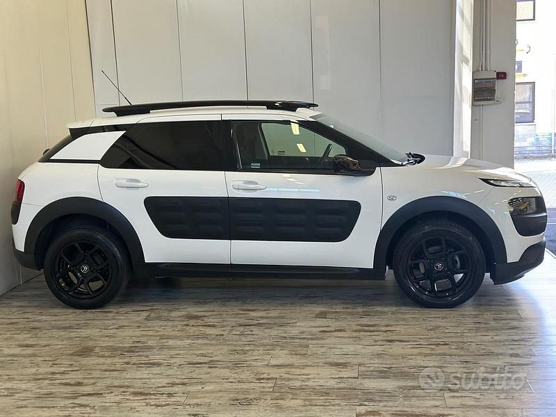 Usata Citroën C4 81 CV (59 kW) 2015 Bianco Berlina