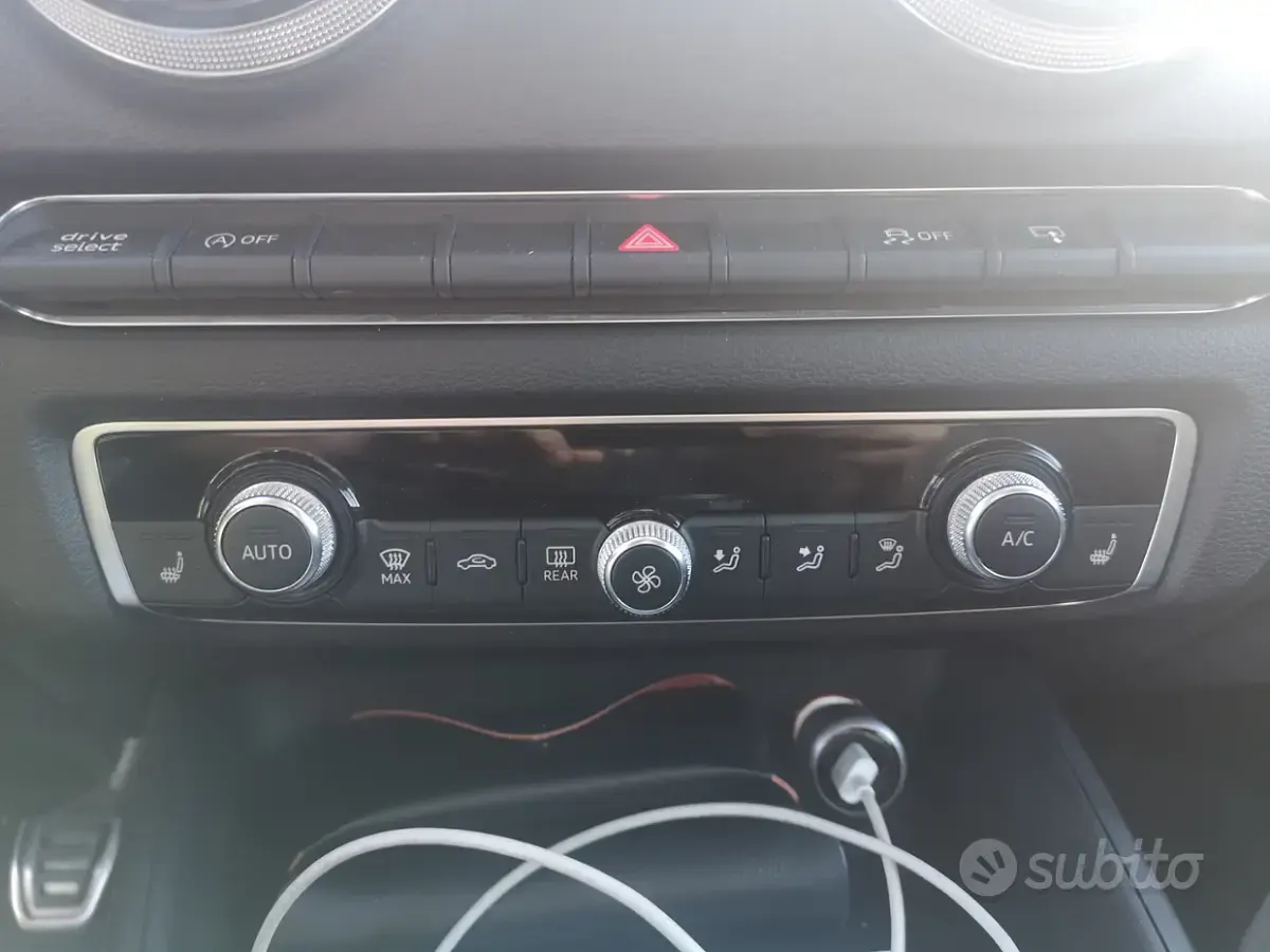 Usata Audi A3 Sportback S-Line 150 CV (110 kW) 2014 Grigio Utilitaria