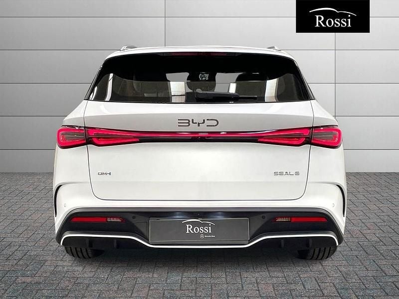 Nuova BYD Seal Boost 183 CV (134 kW) 2025 Polar white