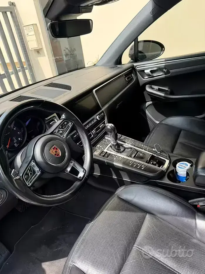 Usata Porsche Macan 245 CV (180 kW) 2019 Nero SUV