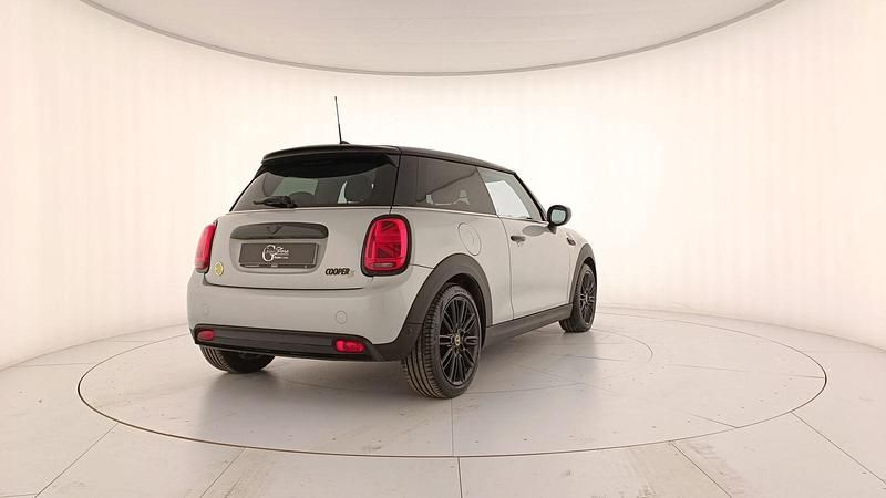 Usata Mini Cooper SE Classic 2022 Grigio Utilitaria
