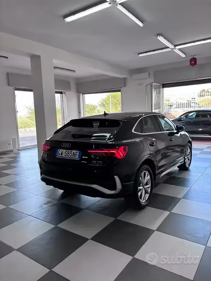 Usata Audi Q3 Sportback 150 CV (110 kW) 2024 Nero SUV