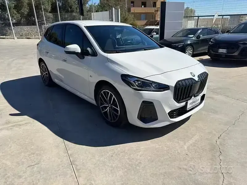 Usata BMW 218 M Sport 150 CV (110 kW) 2024 Bianco Coupé