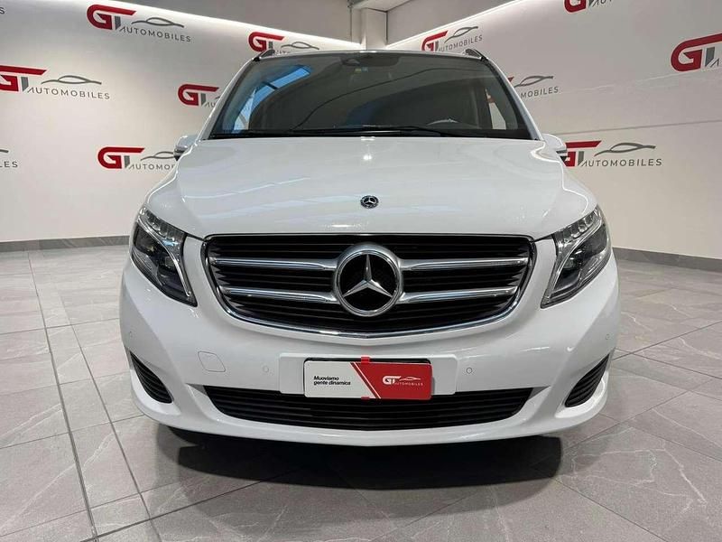 Usata Mercedes V220 Premium 163 CV (119 kW) 2017 Bianco Monovolume